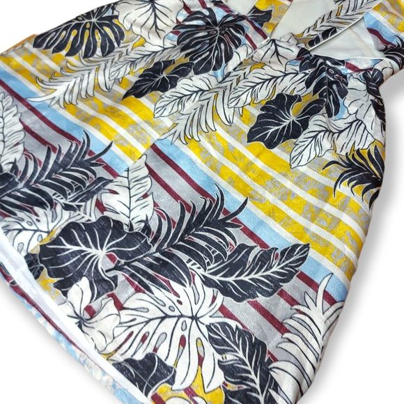 H&M Palm Print Metallic Dress Size 10 - Picture 9 of 10